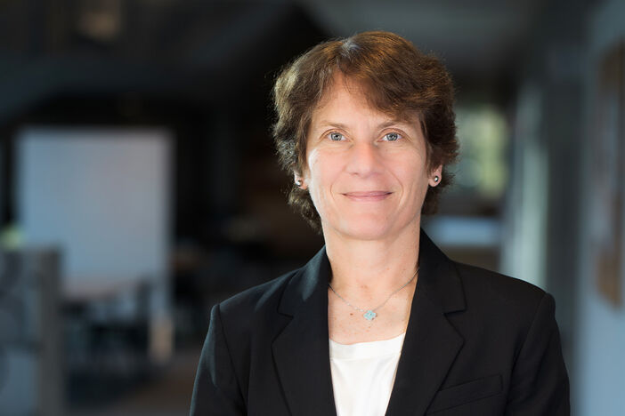 Portrait of Carolyn Bertozzi