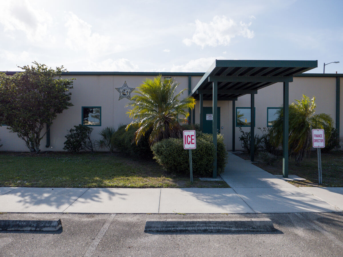 The front of the Glades County Detention Center