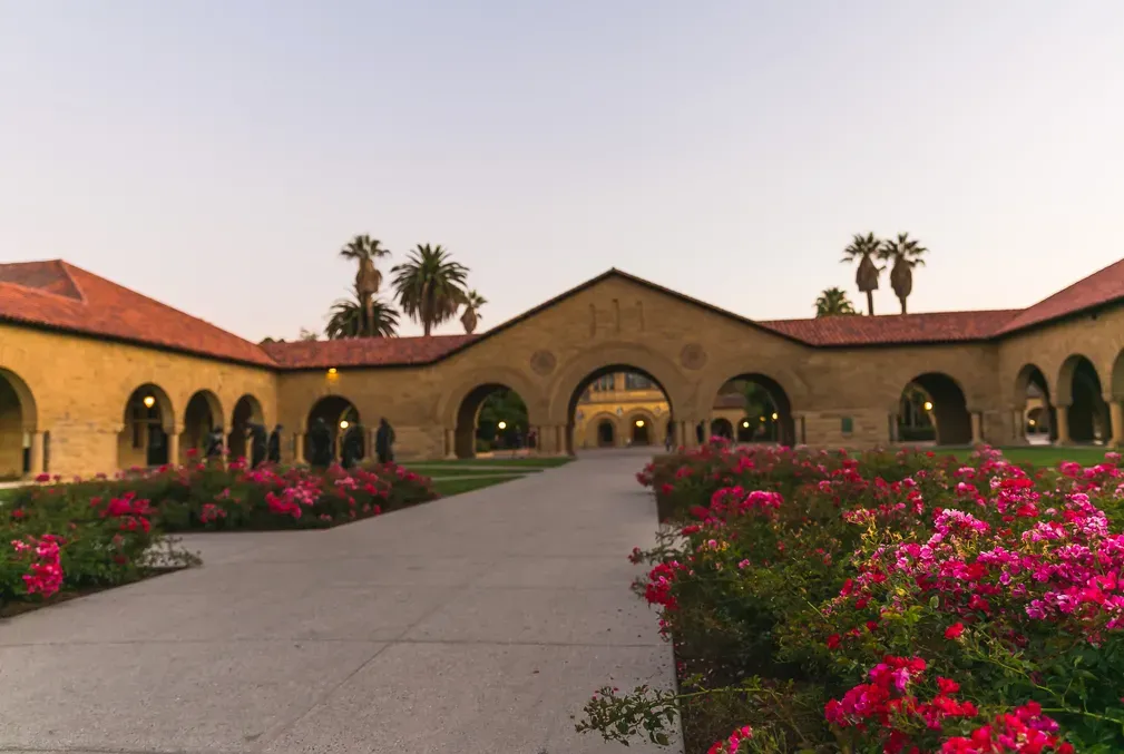 Photo of Memorial Court