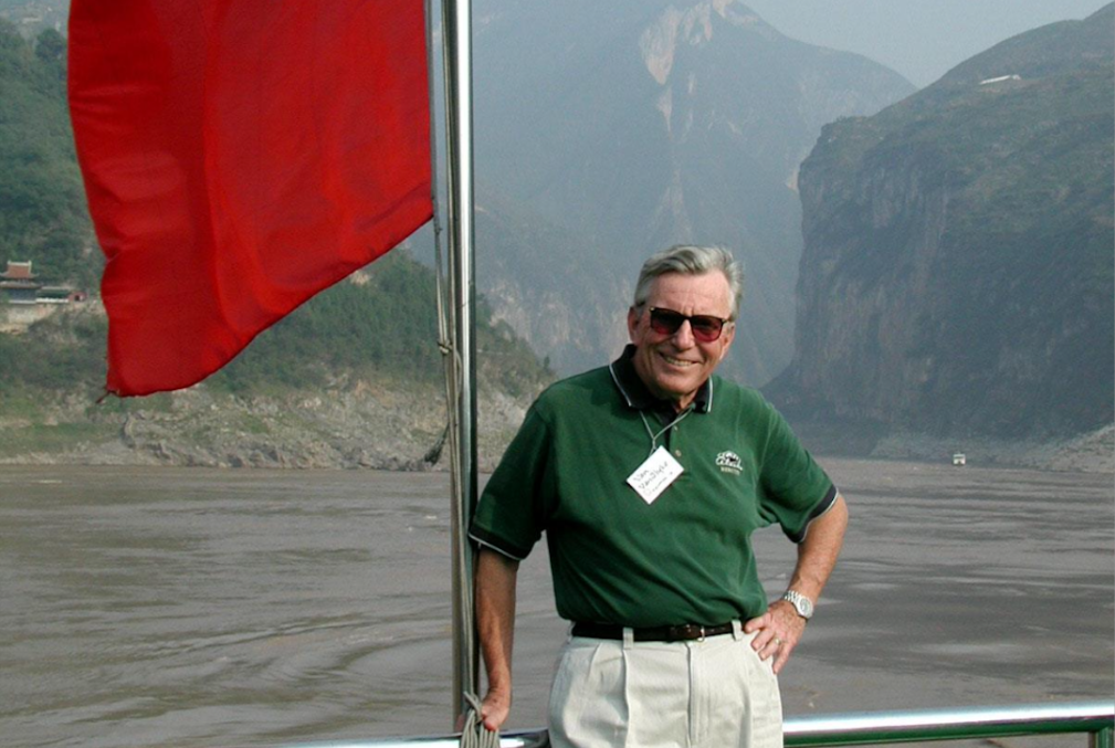 Lyman P. Van Slyke cruises along the Yangtze River during a Stanford Alumni Association travel and study trip in China. Photo courtesy of the Van Slyke family. 
